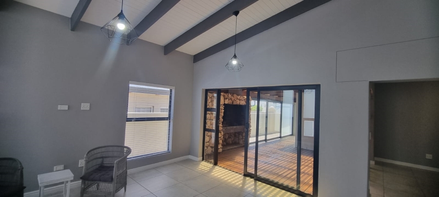 3 Bedroom Property for Sale in Sunset Estate Western Cape